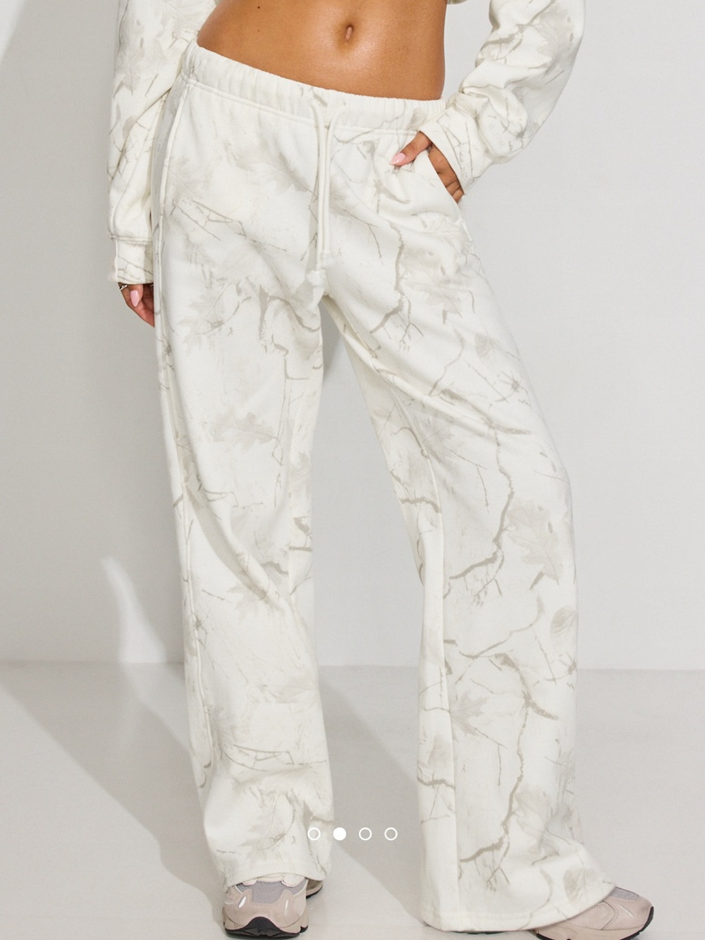 Garage UltraFleece Straight Leg Sweatpants in winter camo